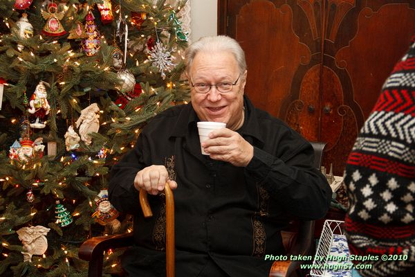 Bozini Christmas Party 2010.1 with appearances by HRH Queen Victoria, and her Royal Magician/Interpreter Sean of Owens