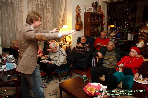 Bozini Christmas Party 2010.1 with appearances by HRH Queen Victoria, and her Royal Magician/Interpreter Sean of Owens