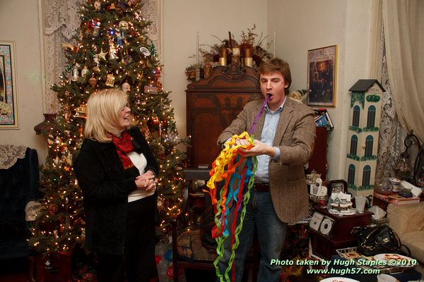 Bozini Christmas Party 2010.1 with appearances by HRH Queen Victoria, and her Royal Magician/Interpreter Sean of Owens
