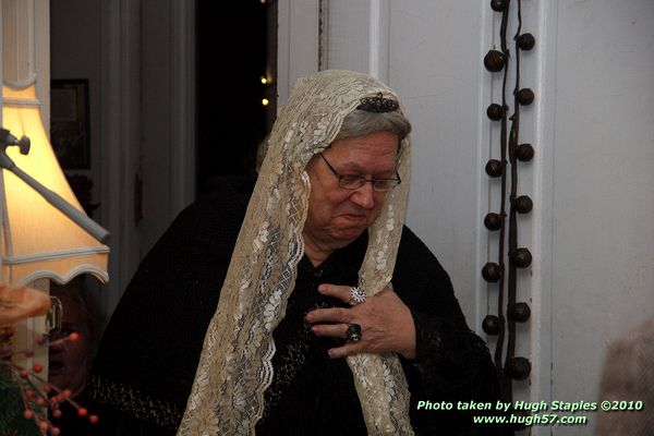 Bozini Christmas Party 2010.1 with appearances by HRH Queen Victoria, and her Royal Magician/Interpreter Sean of Owens