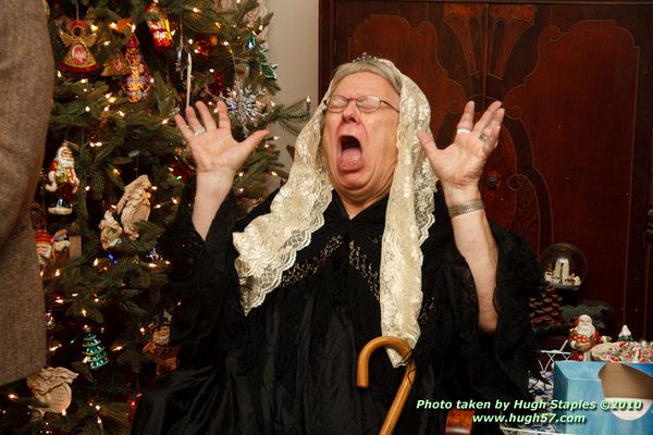 Bozini Christmas Party 2010.1 with appearances by HRH Queen Victoria, and her Royal Magician/Interpreter Sean of Owens