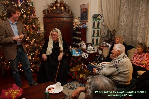 Bozini Christmas Party 2010.1 with appearances by HRH Queen Victoria, and her Royal Magician/Interpreter Sean of Owens