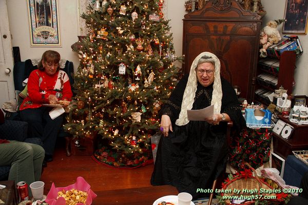 Bozini Christmas Party 2010.1 with appearances by HRH Queen Victoria, and her Royal Magician/Interpreter Sean of Owens