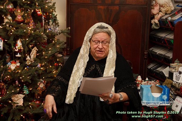 Bozini Christmas Party 2010.1 with appearances by HRH Queen Victoria, and her Royal Magician/Interpreter Sean of Owens