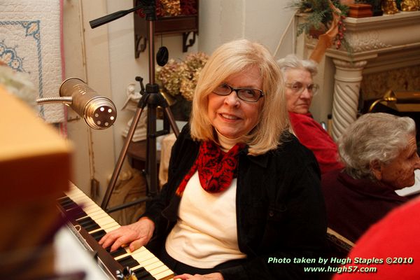 Bozini Christmas Party 2010.1 with appearances by HRH Queen Victoria, and her Royal Magician/Interpreter Sean of Owens