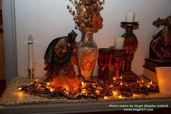 Bozini Christmas Party 2010.1 with appearances by HRH Queen Victoria, and her Royal Magician/Interpreter Sean of Owens