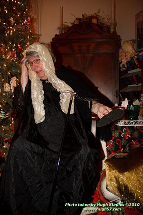 Bozini Christmas Party 2010.2 with an appearance by HRH Queen Victoria, honoring members of the CSC