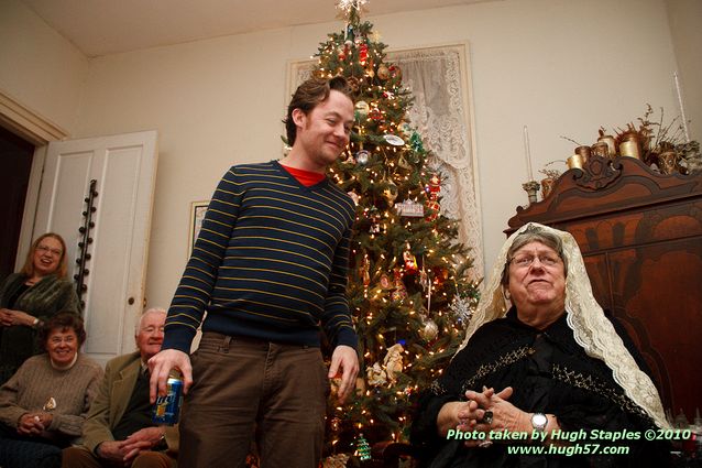 Bozini Christmas Party 2010.2 with an appearance by HRH Queen Victoria, honoring members of the CSC