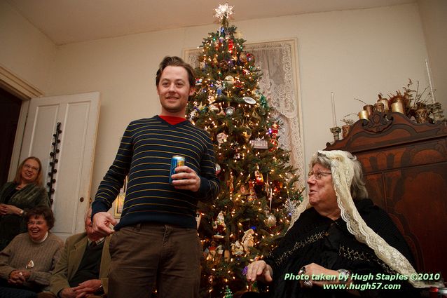 Bozini Christmas Party 2010.2 with an appearance by HRH Queen Victoria, honoring members of the CSC