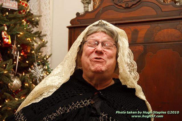 Bozini Christmas Party 2010.2 with an appearance by HRH Queen Victoria, honoring members of the CSC