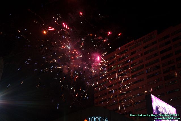 The Bozinis celebrate the coming of 2011 with an excellent seafood dinner.