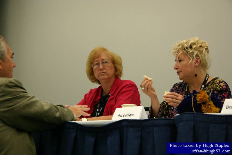 Panel "99 Years of Heinlein" with panelists<br />Bill Patterson, Brad Linaweaver, Pat Cadigan, Connie Willis and Michael Cassutt