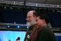 Harry Turtledove poses with a fan<br />prior to Hugo Awards Ceremony