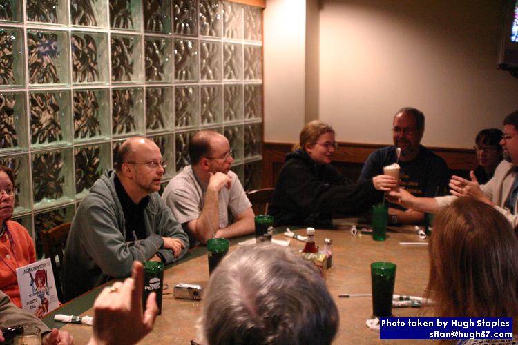 Brunch with members of RJS Yahoo! group at Bennigan's (the hotel restaurant)