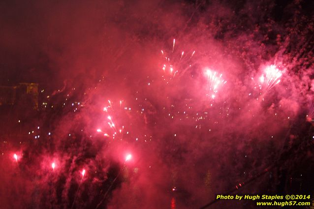 An exciting, come-from-behind victory for the Reds over the division rival Pittsburgh Pirates. Reds win, 6-5. Followed by Rozzi&#39;s Fireworks :-)