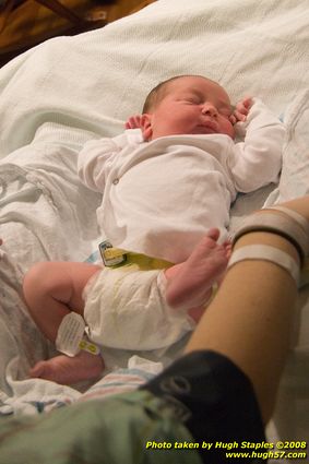 Benjamin Chase Jeffries has arrived!!\nFebruary 26, 2008, 9:13 pm � 8 lbs, 14 oz.