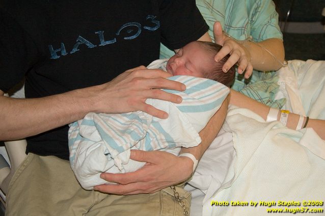 Benjamin Chase Jeffries has arrived!!\nFebruary 26, 2008, 9:13 pm � 8 lbs, 14 oz.