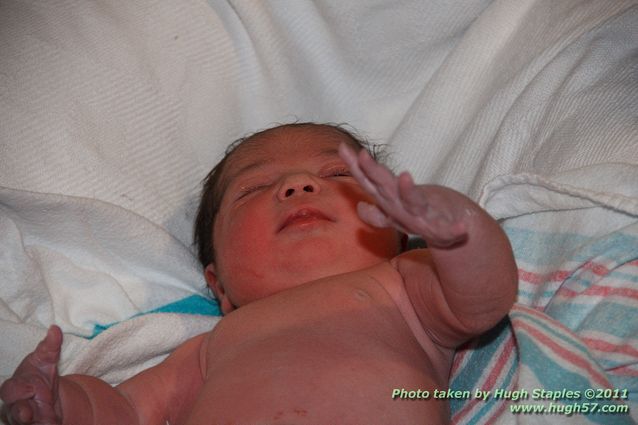 Harmony Kara Jeffries\n\nBorn May 4, 2011 10:06pm\n\n7lbs, 7oz; 20.5"