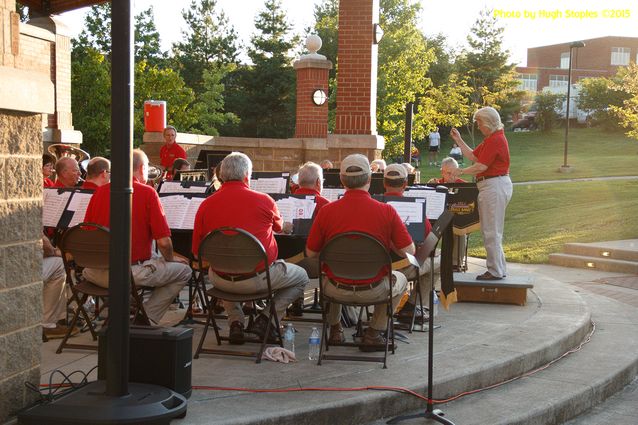Colerain Township Summer Entertainment Series 2015 presents the Cincinnati Brass BandA dry, pleasant (if somewhat warm) night for a concert!