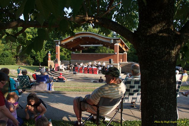 Colerain Township Summer Entertainment Series 2016 presents the Jump &#39;n&#39; Jive Show BandA dry, pleasant night for a concert!