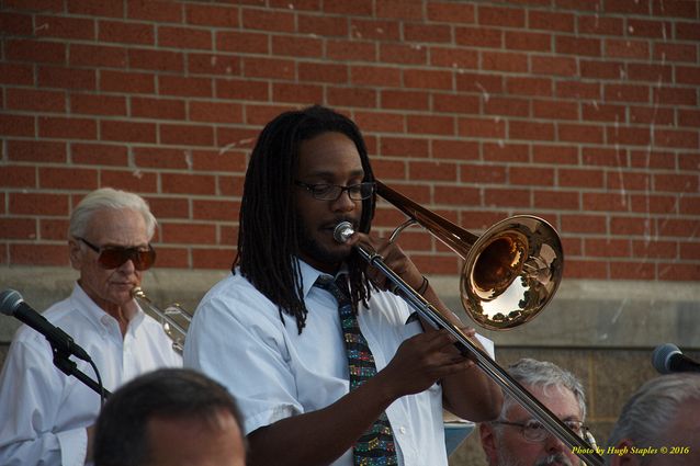 Colerain Township Summer Entertainment Series 2016 presents the Jump &#39;n&#39; Jive Show BandA dry, pleasant night for a concert!