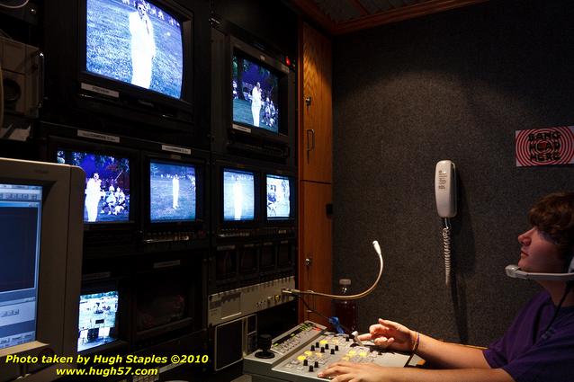 Dangerous Jim &amp;  the Slims (plus Elvis) perform at Concert on the Commons