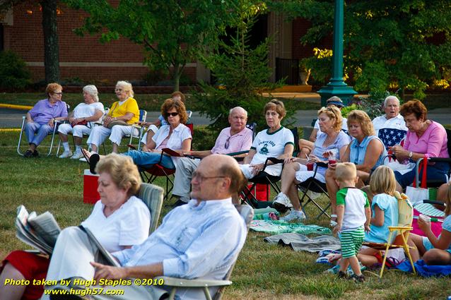 Dangerous Jim &amp;  the Slims (plus Elvis) perform at Concert on the Commons