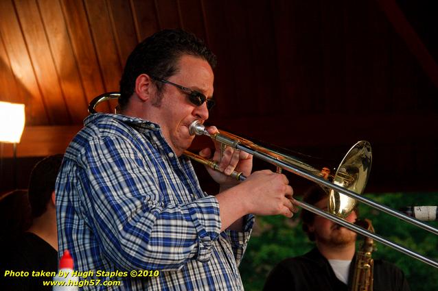 Dangerous Jim &amp;  the Slims (plus Elvis) perform at Concert on the Commons