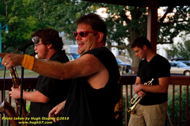 Dangerous Jim &amp;  the Slims (plus Elvis) perform at Concert on the Commons