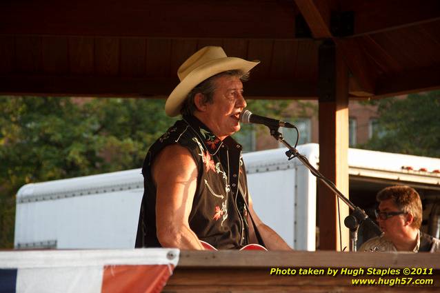 Tex Schramm and The Radio King Cowboys perform at Concert on the Commons