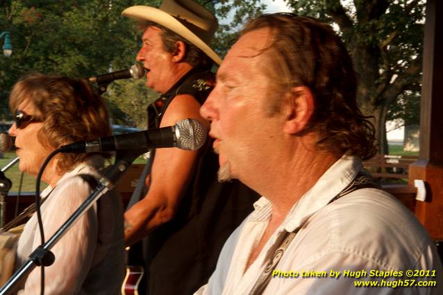 Tex Schramm and The Radio King Cowboys perform at Concert on the Commons