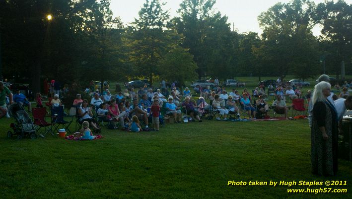 G Miles and the Hitmen perform at Greenhills Concert&nbsp;on&nbsp;the&nbsp;Commons