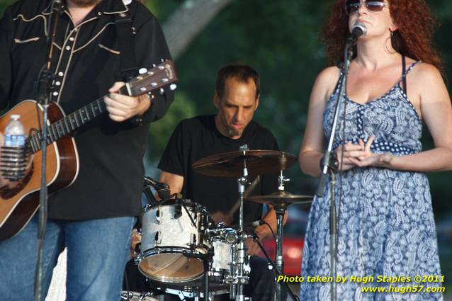 Americana band Magnolia&nbsp;Mountain performs at Greenhills Concert on the Commons