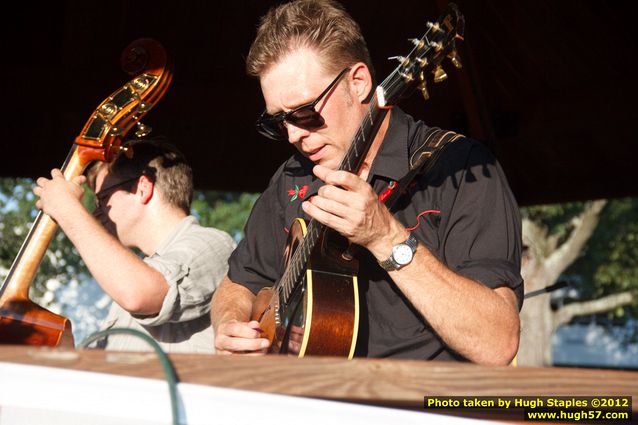 The Cincinnati Sidecars perform at Greenhills Concert&nbsp;on&nbsp;the&nbsp;Commons