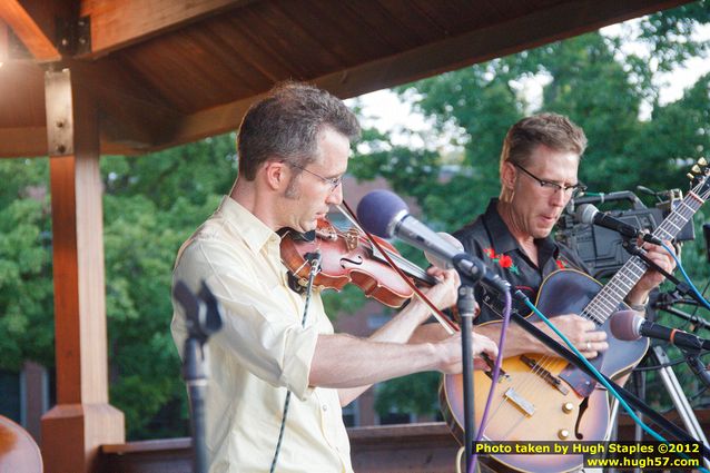 The Cincinnati Sidecars perform at Greenhills Concert&nbsp;on&nbsp;the&nbsp;Commons