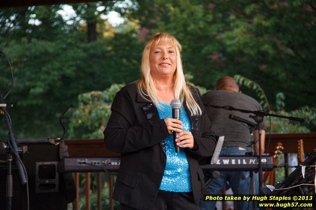 Tex Schramm & The Radio King Cowboys, a country band, perform on a downright chilly (for August), but otherwise beautiful night at Greenhills Concert on the Commons\n\nPam Yenser performs during the intermission