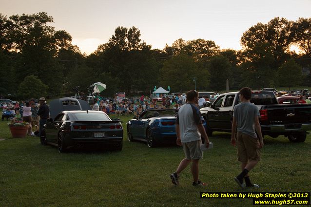 Mr. Chris and the Cruisers perform on a picture perfect night at Greenhills Concert&nbsp;on&nbsp;the&nbsp;Commons