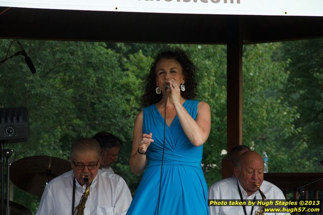 Pam Noah and her Swing Band perform at Greenhills Concert&nbsp;on&nbsp;the&nbsp;Commons