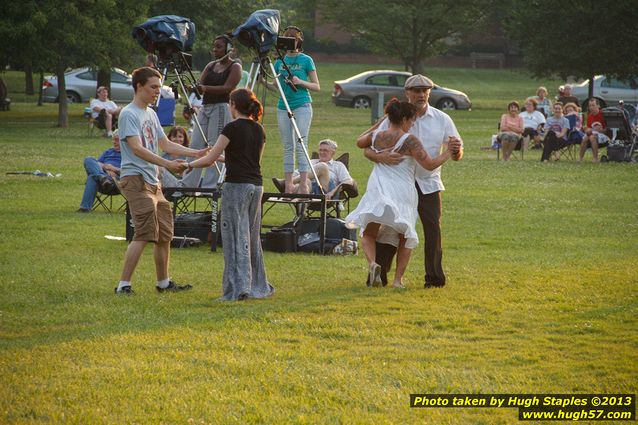 Pam Noah and her Swing Band perform at Greenhills Concert&nbsp;on&nbsp;the&nbsp;Commons