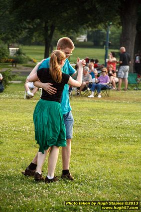 Pam Noah and her Swing Band perform at Greenhills Concert&nbsp;on&nbsp;the&nbsp;Commons