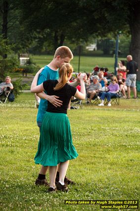 Pam Noah and her Swing Band perform at Greenhills Concert&nbsp;on&nbsp;the&nbsp;Commons