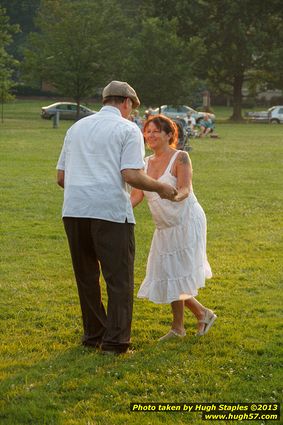 Pam Noah and her Swing Band perform at Greenhills Concert&nbsp;on&nbsp;the&nbsp;Commons