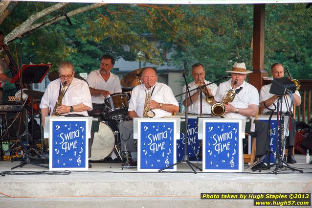 Pam Noah and her Swing Band perform at Greenhills Concert&nbsp;on&nbsp;the&nbsp;Commons