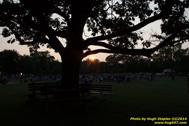 Balderdash performs on another beautiful July night at Greenhills Concert on the Commons