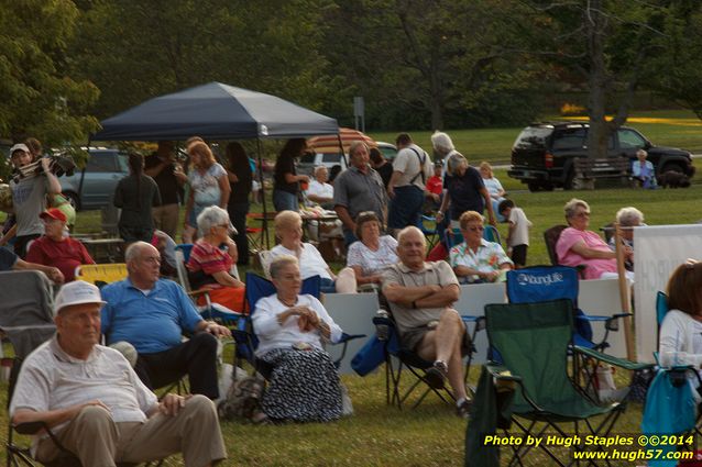 The Jason Owens Band performs on a beautiful July night at Greenhills Concert on the Commons