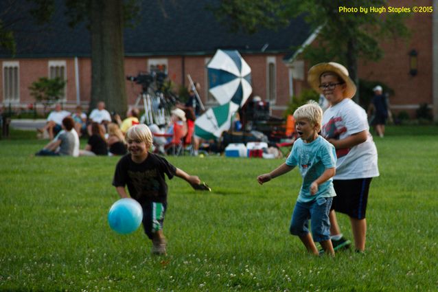 The 2015 CotC season continues with Uncle Daddy and the Family Secret at Greenhills Concert on the Commons