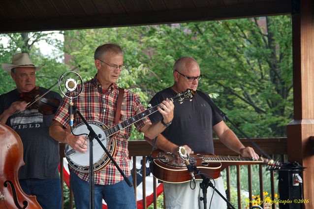 A warm, muggy summer night for the Comet Bluegrass All-Stars to give a top notch performance at Greenhills Summer Concerts on the Commons (an excellent intermission performance from Wendy Lee Oakley, as well!)