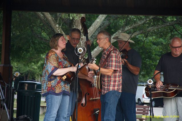 A warm, muggy summer night for the Comet Bluegrass All-Stars to give a top notch performance at Greenhills Summer Concerts on the Commons (an excellent intermission performance from Wendy Lee Oakley, as well!)