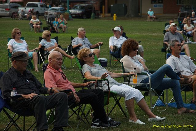 A warm, muggy summer night for the Comet Bluegrass All-Stars to give a top notch performance at Greenhills Summer Concerts on the Commons (an excellent intermission performance from Wendy Lee Oakley, as well!)