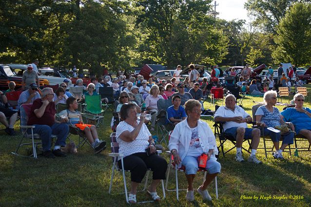 Another stunningly beautiful night for a concert (and the annual Tom Enderle Car Show), as Dangerous Jim & The Slims return to Greenhills Summer Concerts on the Commons